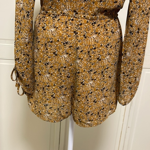 LUCCA Couture V-neck Romper Mustard Yellow Size S - Picture 10 of 13